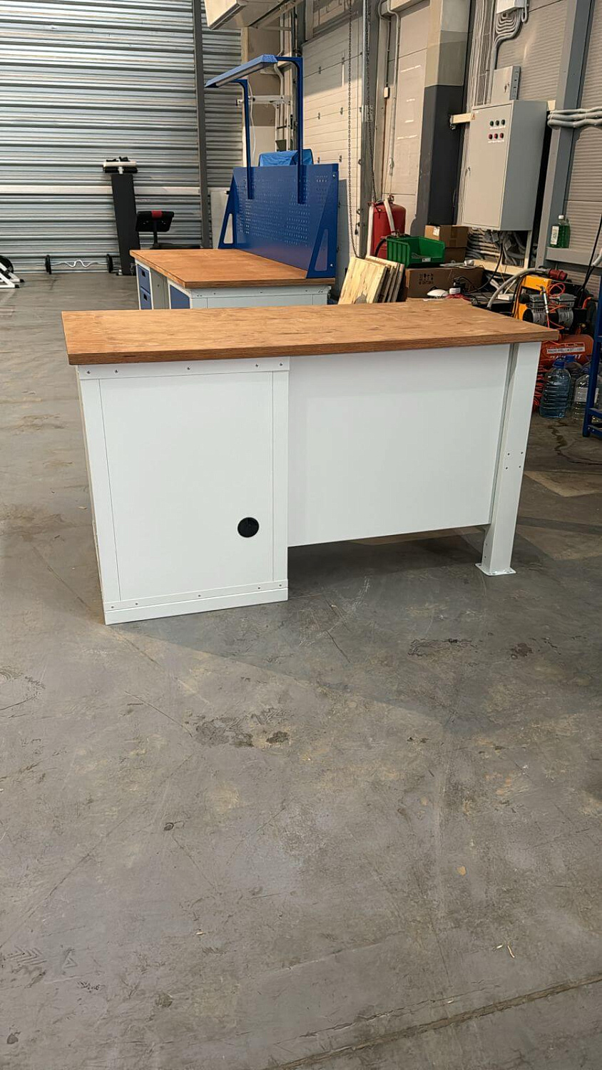 ER-00020611 Верстак однотумбовый WOKER PRO 1004.1500