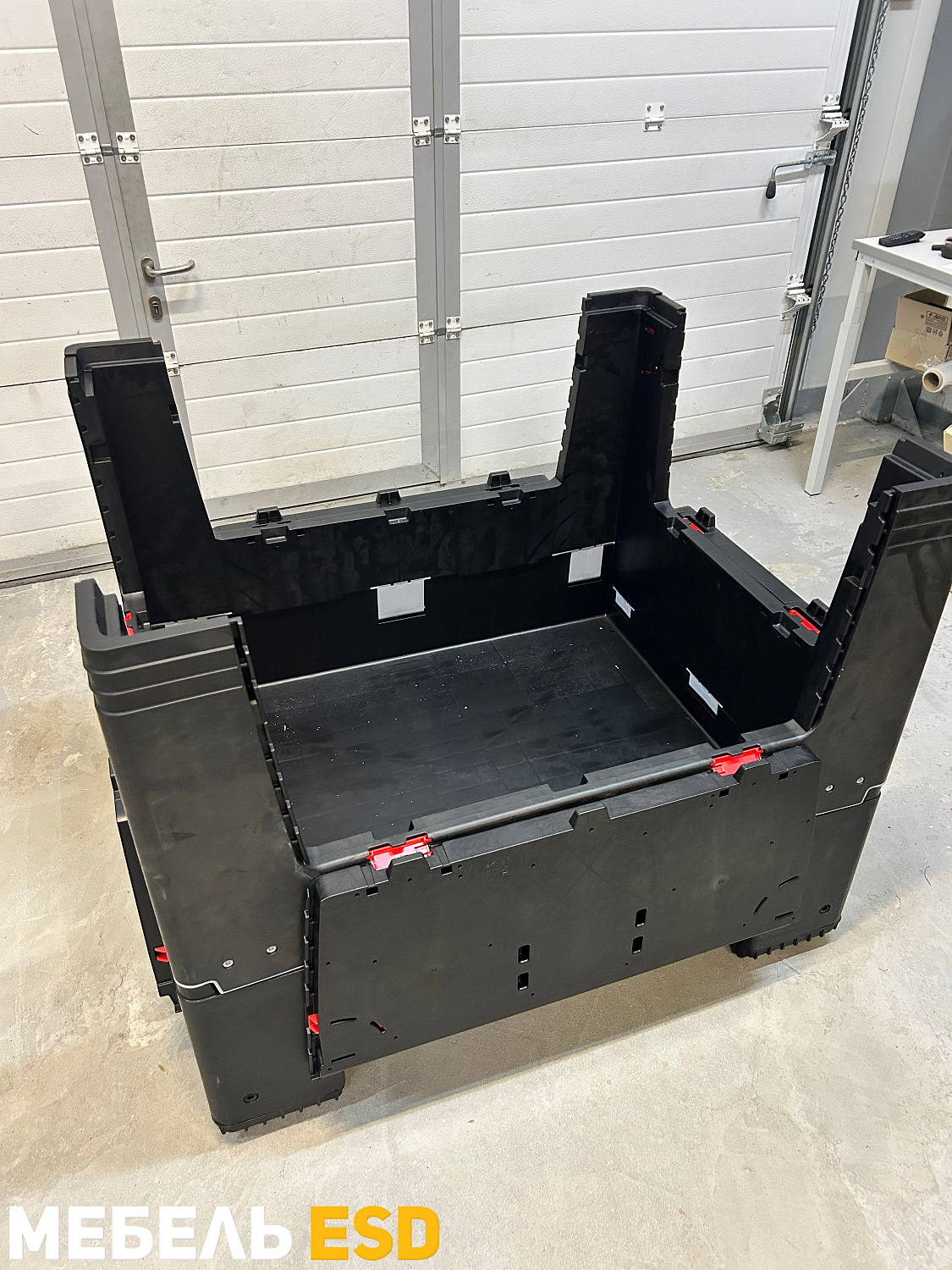 Складной ящик Bigbox с ESD-защитой на колесах